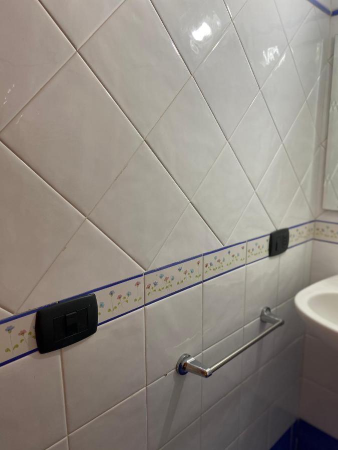 Appartamenti Mergellina Napoli Bagian luar foto